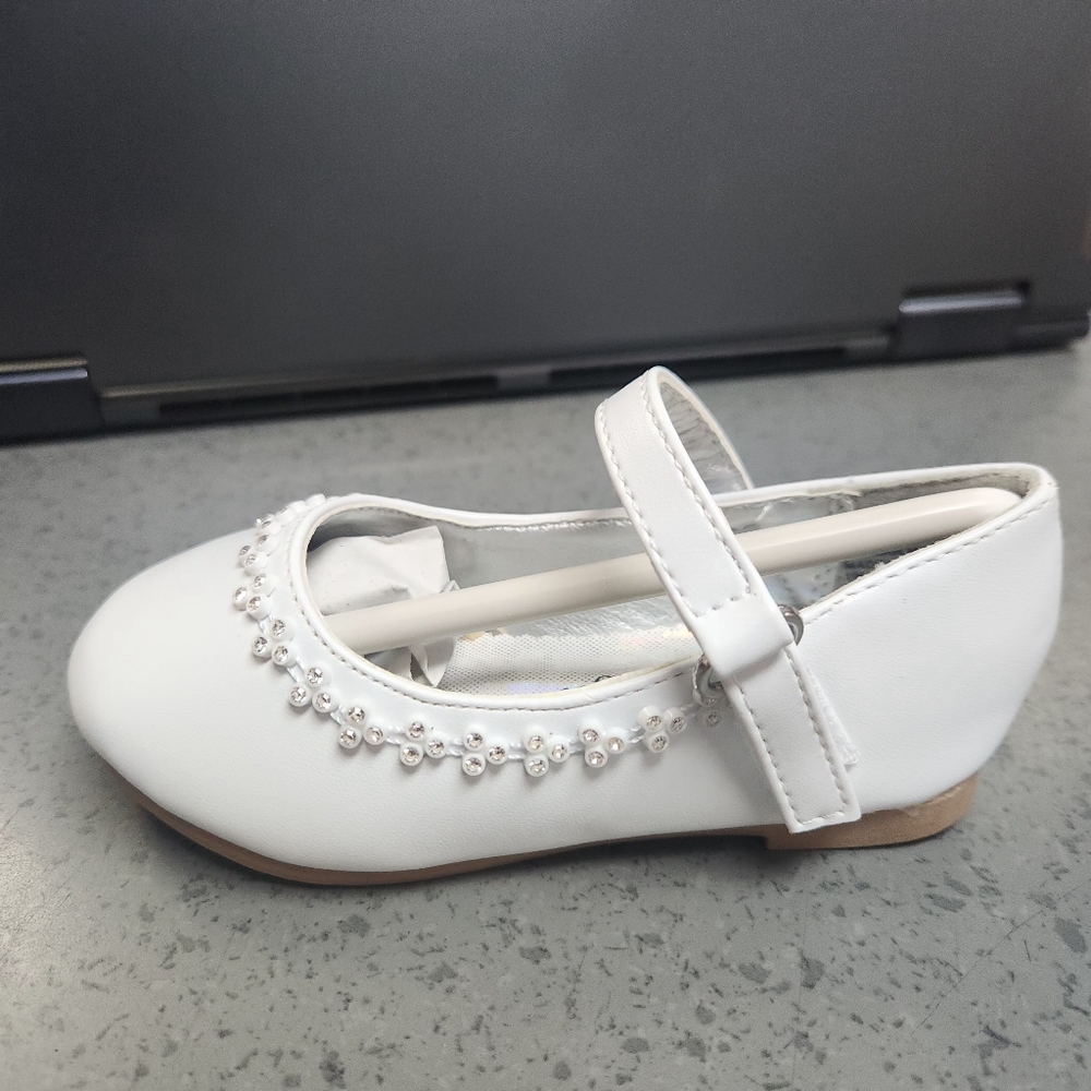 Elegant White Kids' Dress Shoes